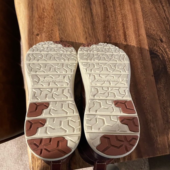 Eddie Bauer boots. Only worn once for family pictures. Excellent new condition. - Picture 6 of 6